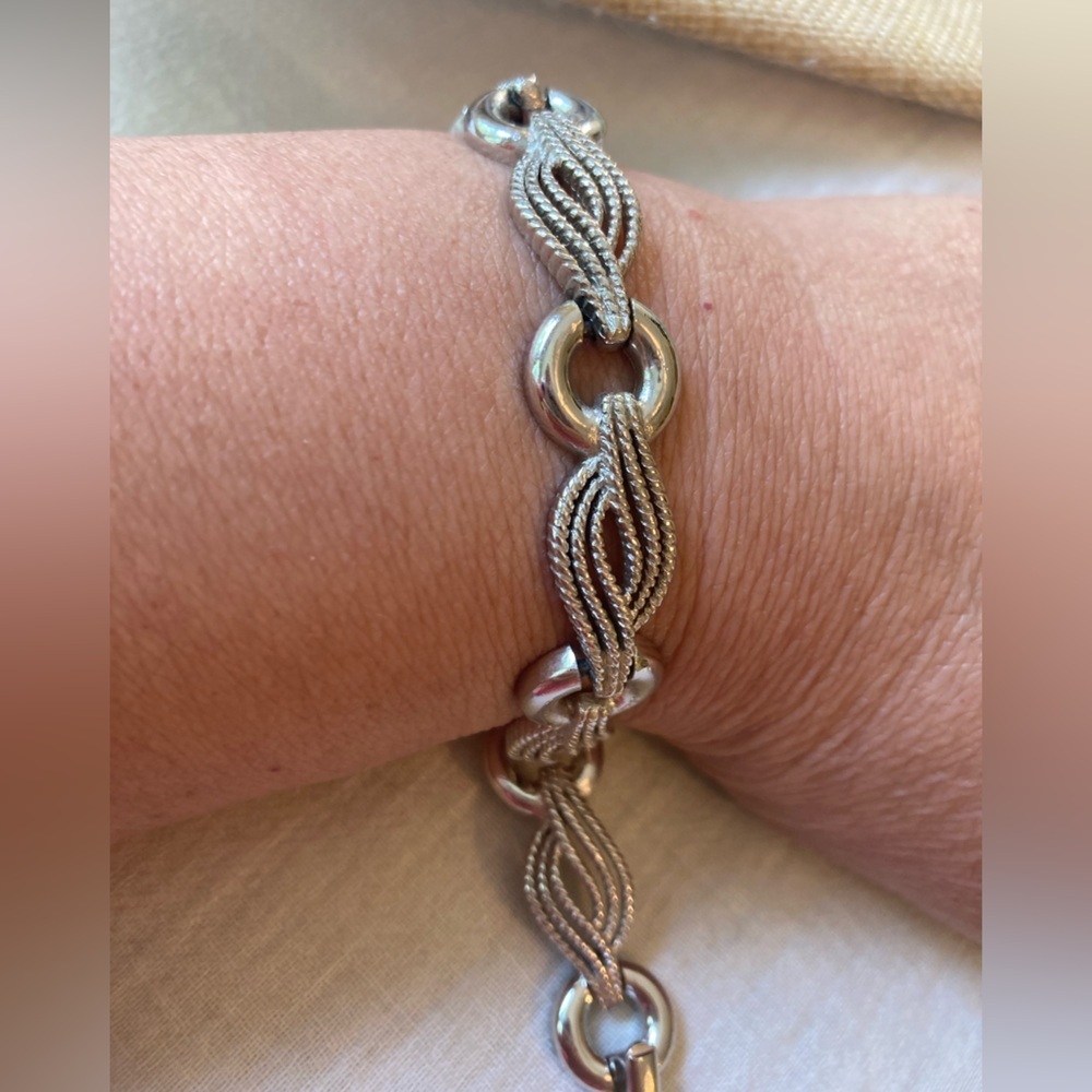 Crown Trifari Ornate Designed‎ Vintage Bracelet